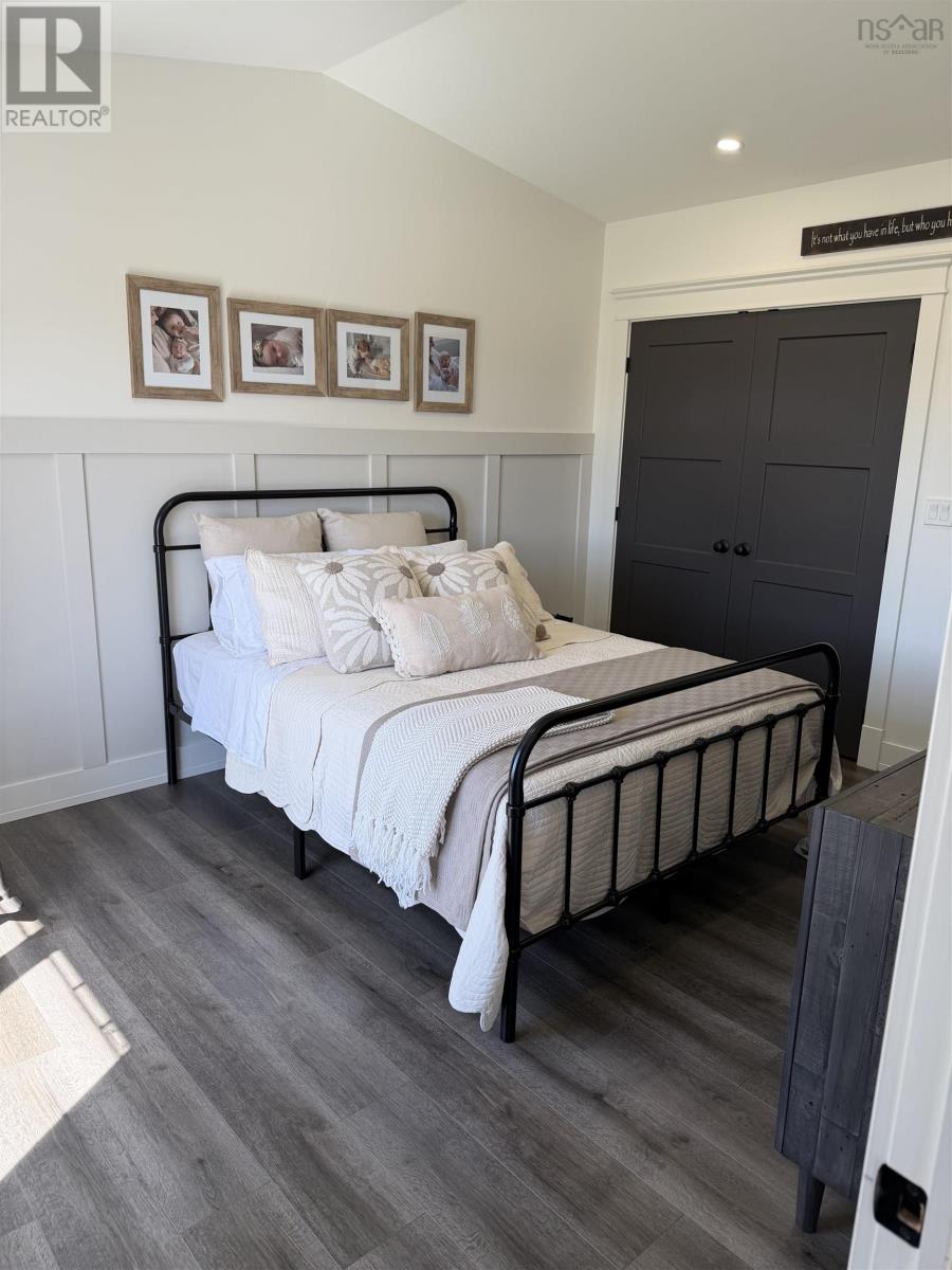 Property 29 of 32 of 17 Birds Eye View Lane  B2G 2L1