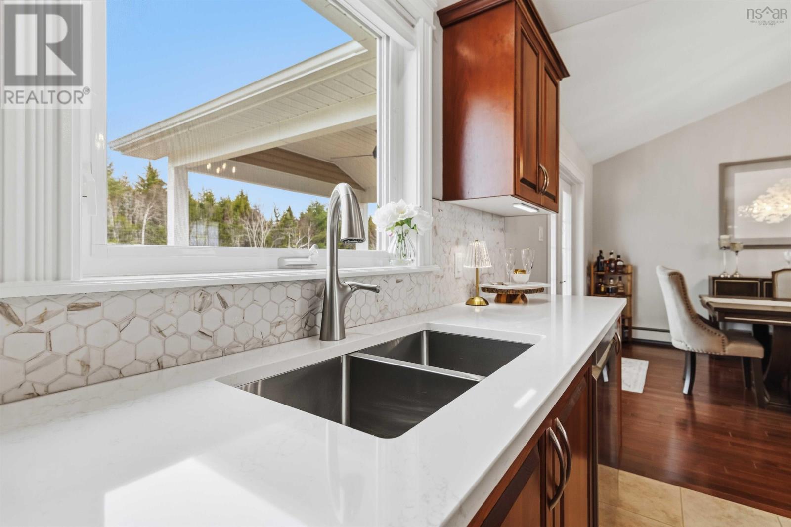 Property 19 of 50 of 1160 Westwood Blvd Boulevard