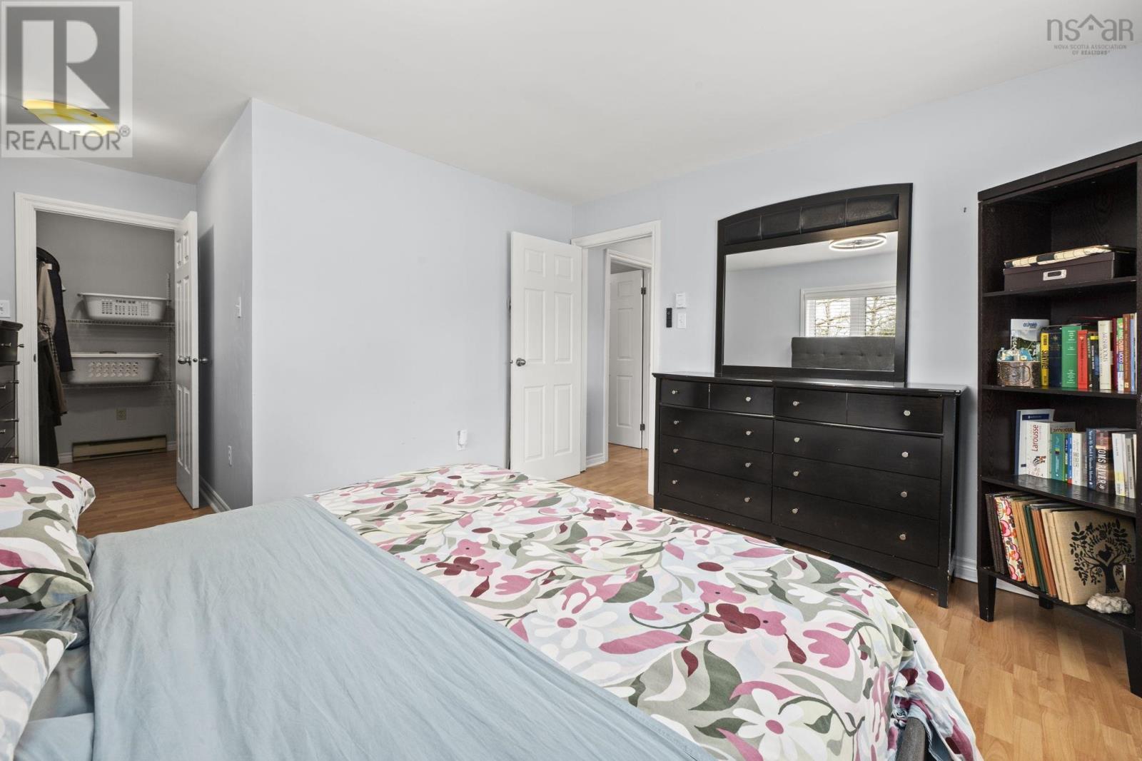 Property 23 of 52 of 163 Lakeland Street