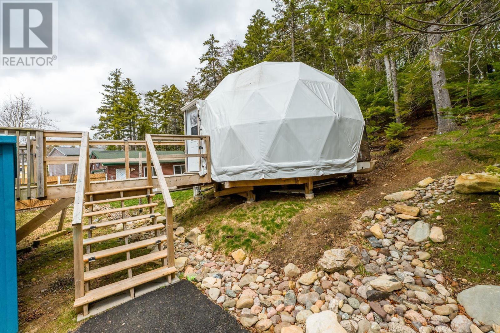 Property 42 of 52 of 163 Lakeland Street