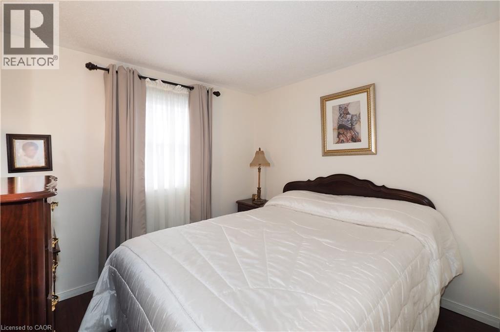 89 LYNNHAVEN Court, Kitchener, Ontario, N2M5L8 — Photo 13