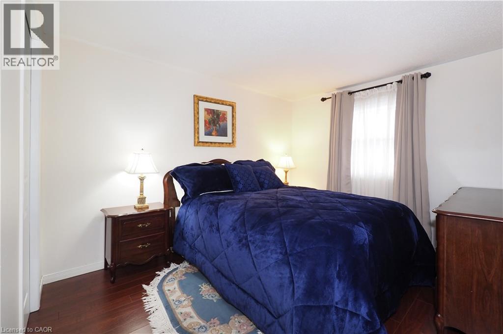 89 LYNNHAVEN Court, Kitchener, Ontario, N2M5L8 — Photo 6