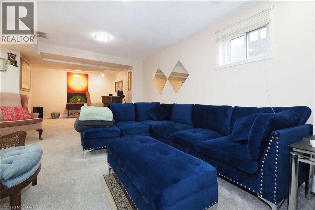 89 LYNNHAVEN Court, Kitchener, Ontario, N2M5L8 — Photo 16