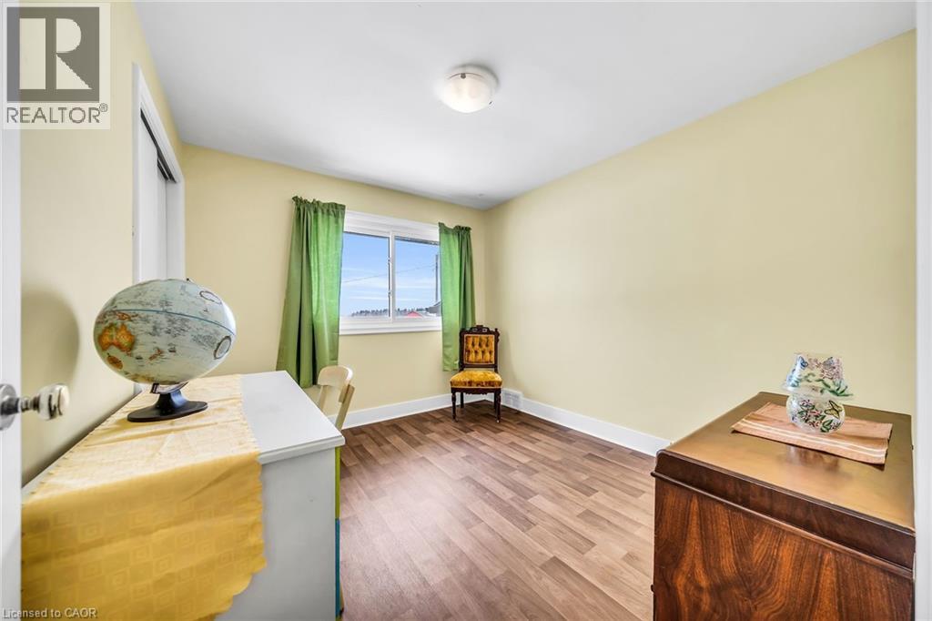 3542 FIFTEENTH Street - 19