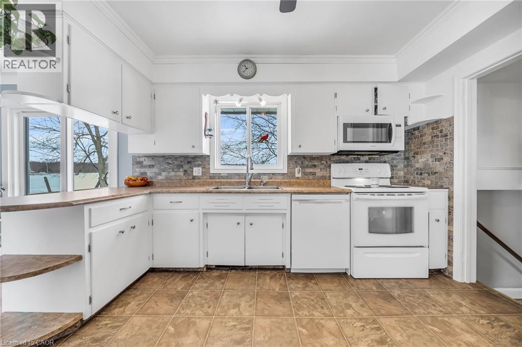 3542 FIFTEENTH Street - 13