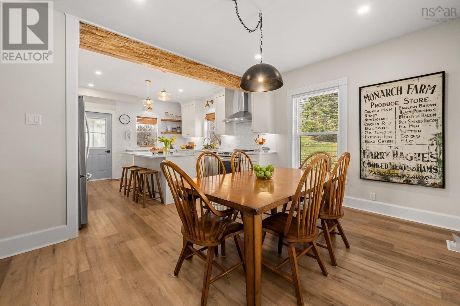 Property 14 of 51 of 1656 Wentworth Road