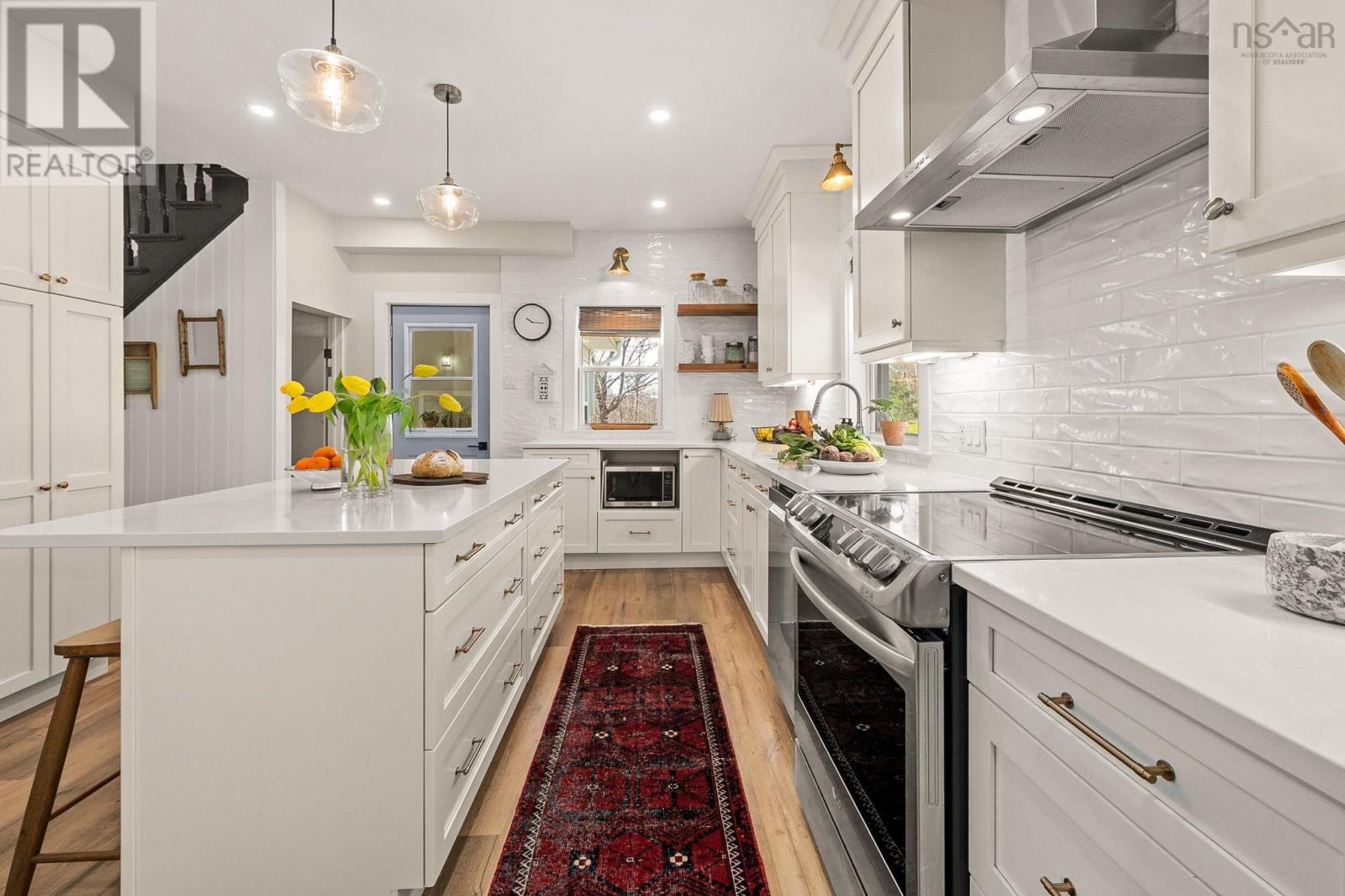 Property 15 of 51 of 1656 Wentworth Road