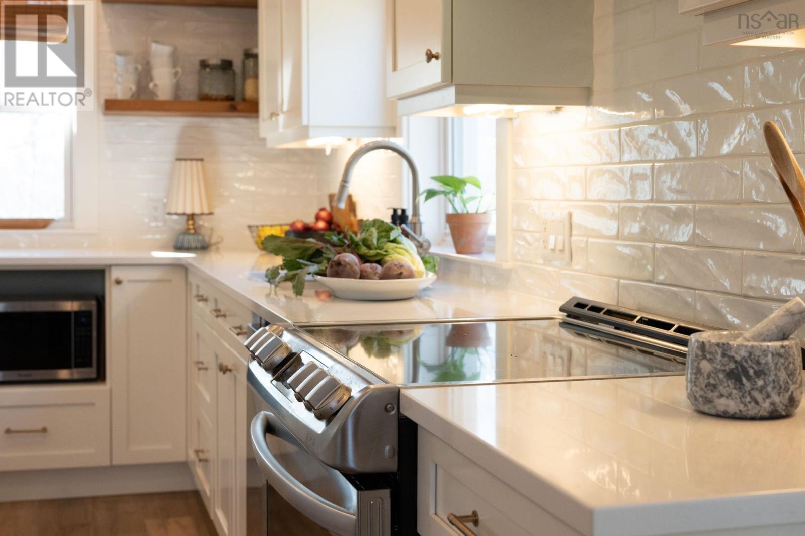 Property 17 of 51 of 1656 Wentworth Road