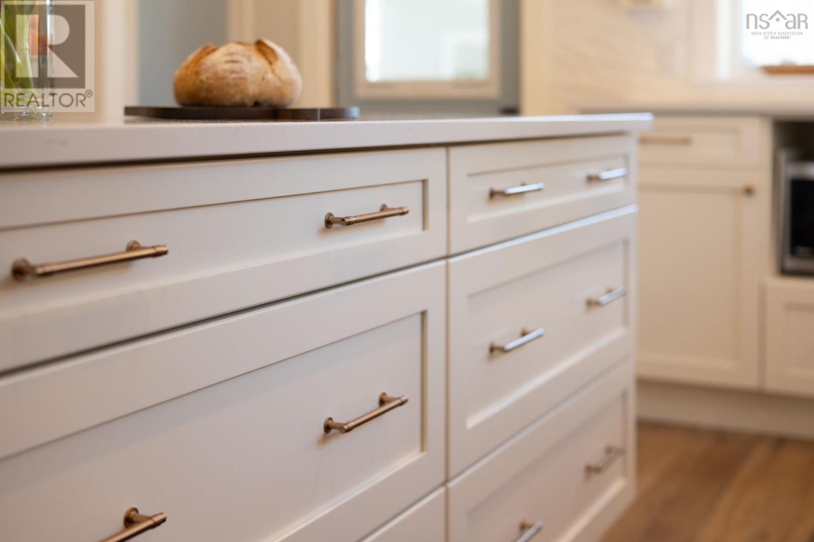 Property 19 of 51 of 1656 Wentworth Road