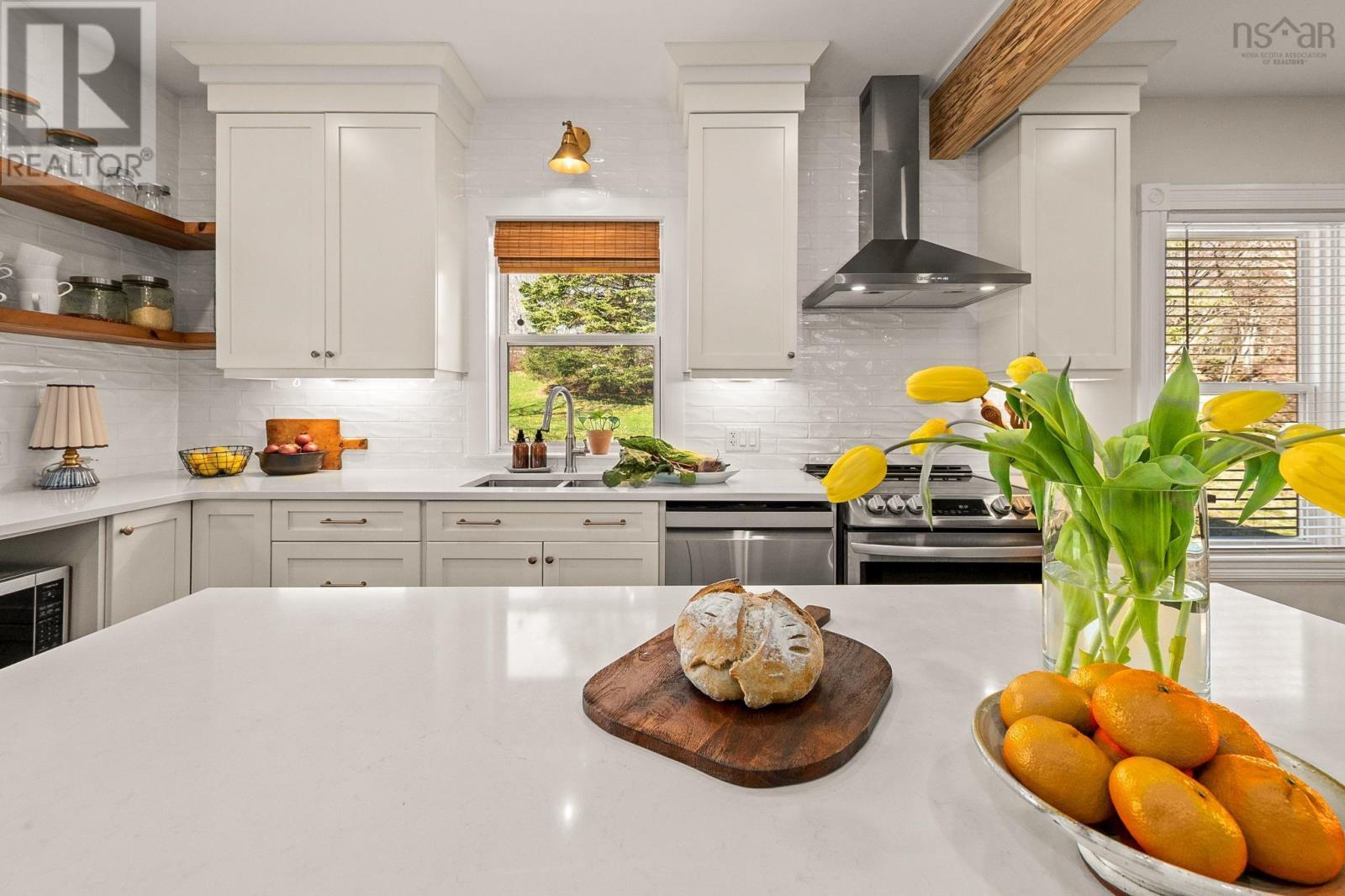 Property 21 of 51 of 1656 Wentworth Road