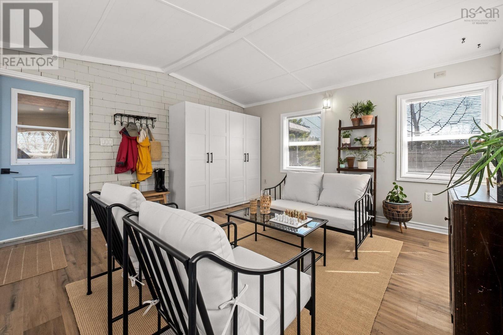 Property 23 of 51 of 1656 Wentworth Road