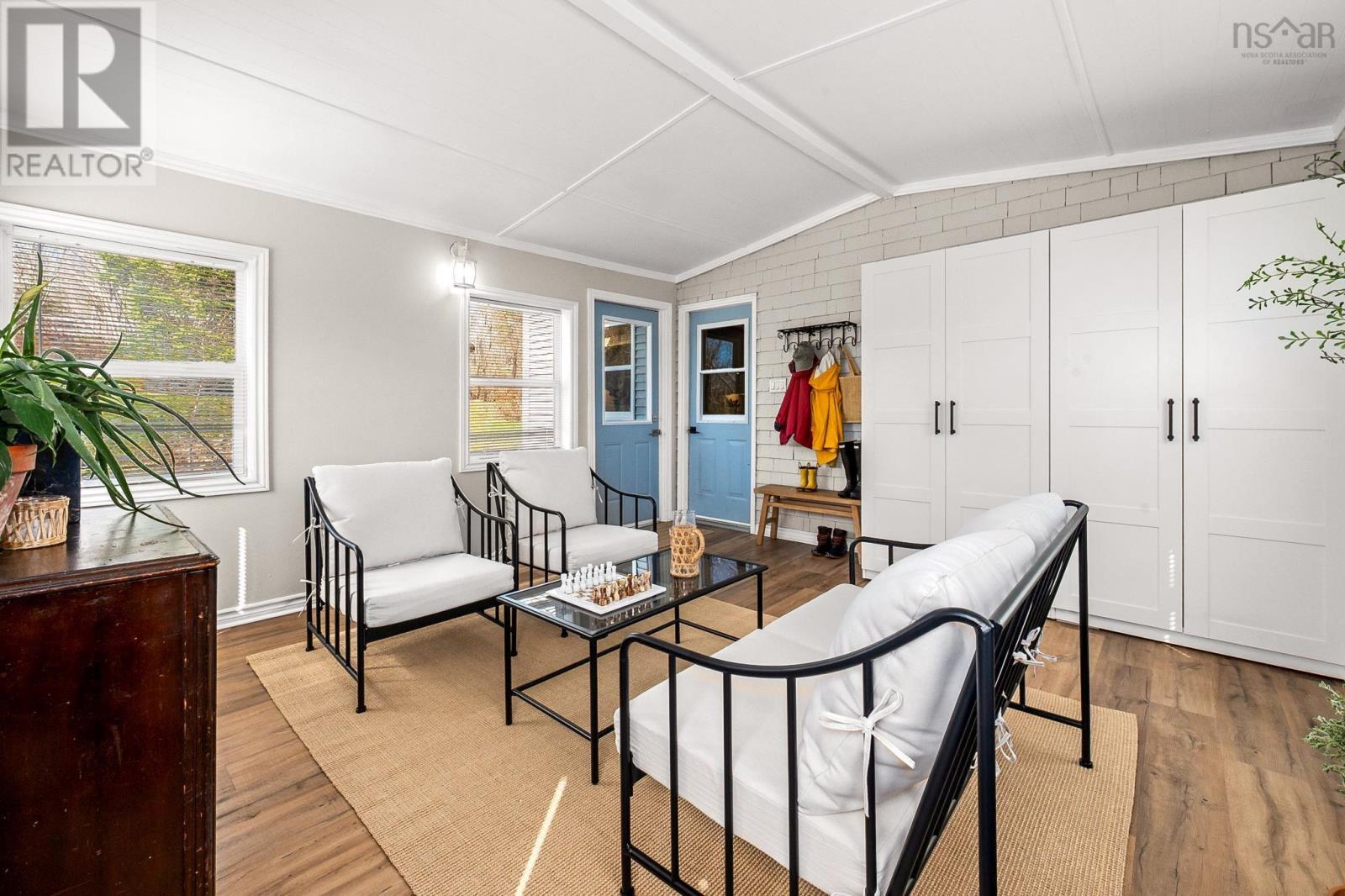 Property 26 of 51 of 1656 Wentworth Road