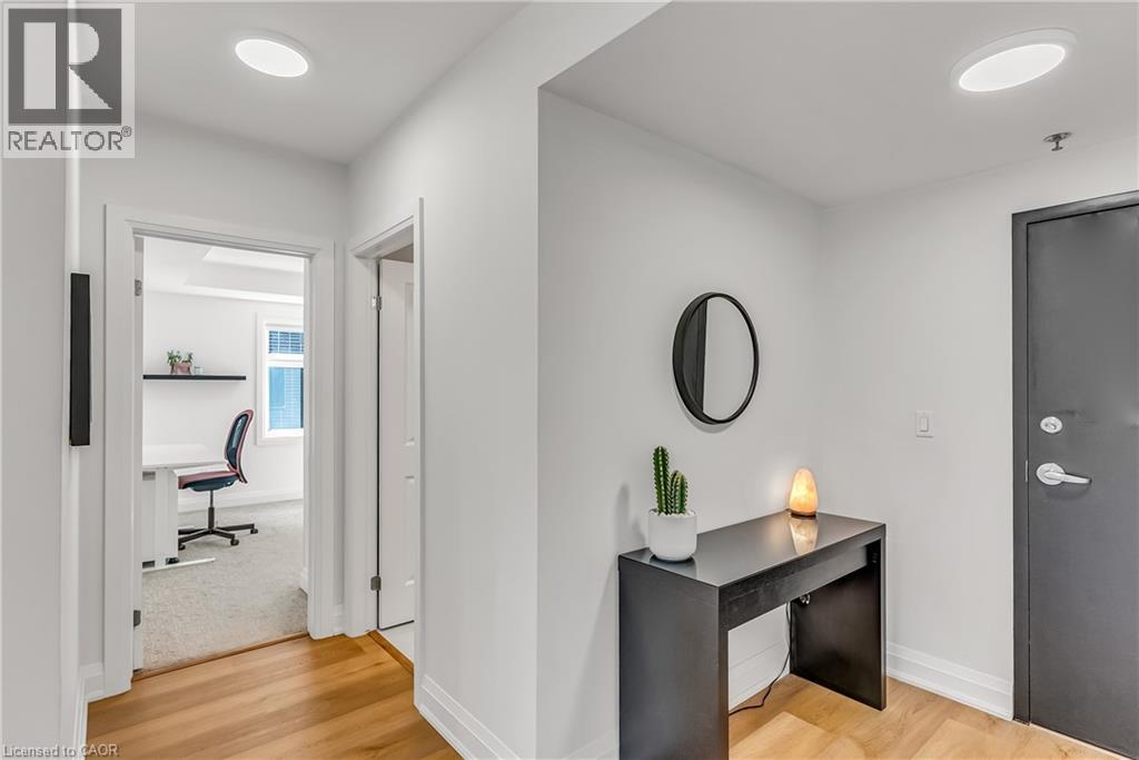 247 GREY SILO Road Unit# 102, Waterloo, Ontario, N2K0G7 — Photo 3
