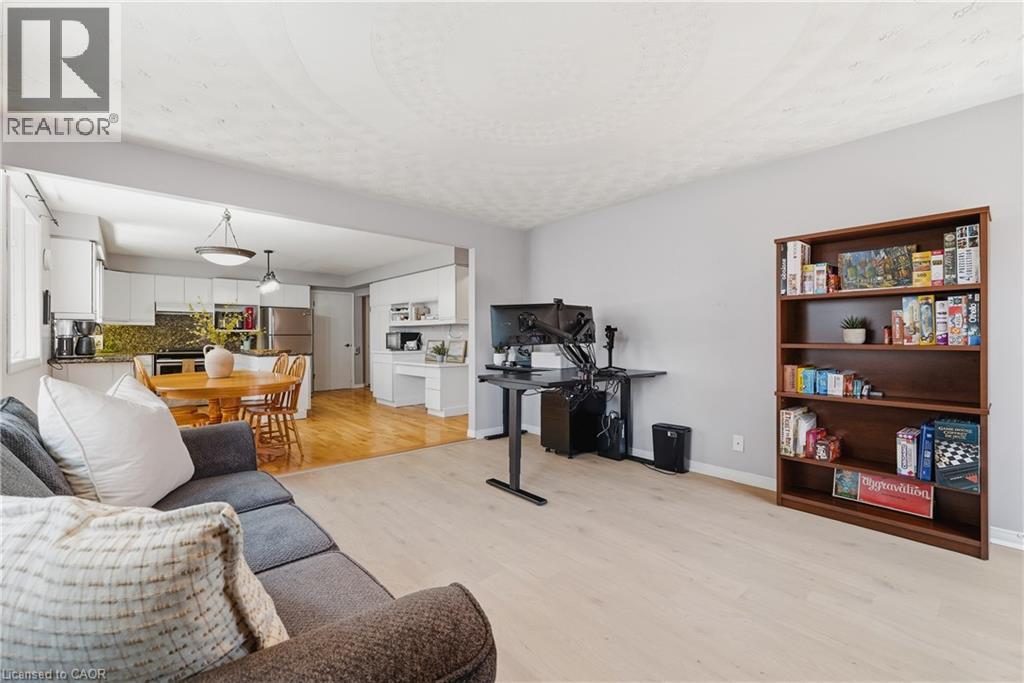 381 TIMLOCK Place - 19