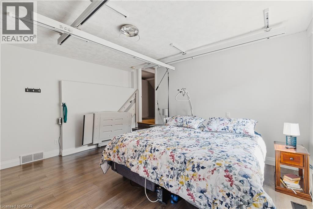 381 TIMLOCK Place - 26