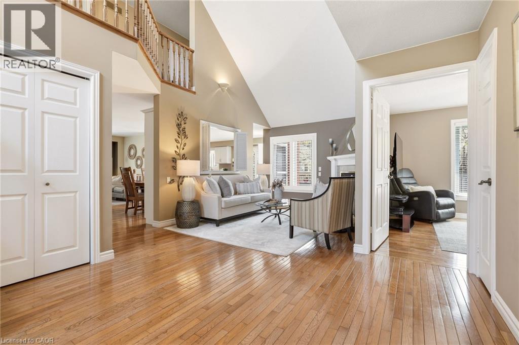2416 BAXTER Crescent, Burlington, Ontario, L7M4A1 — Photo 4