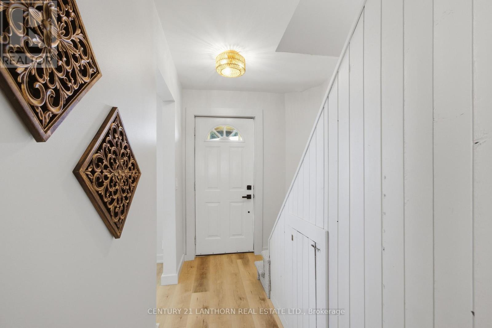 48 WALLBRIDGE CRESCENT - photo 4