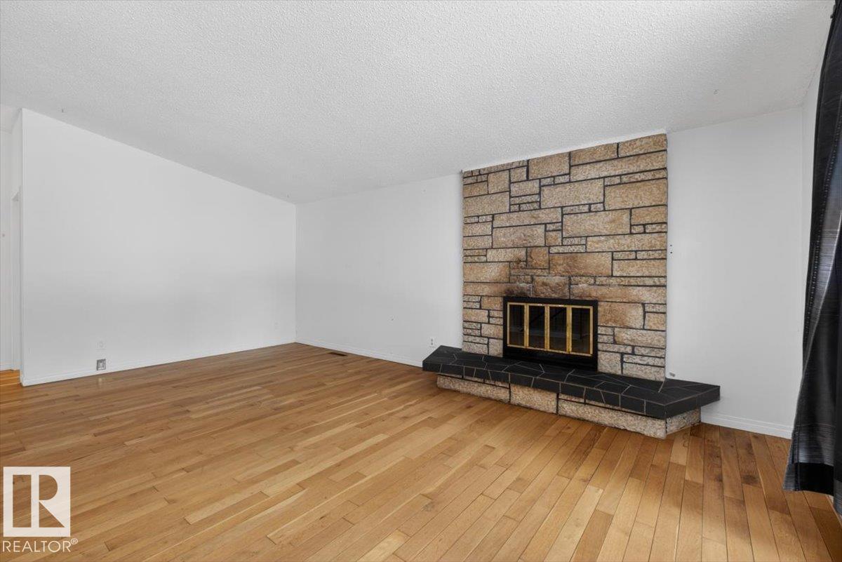 6018 105A ST NW, Edmonton