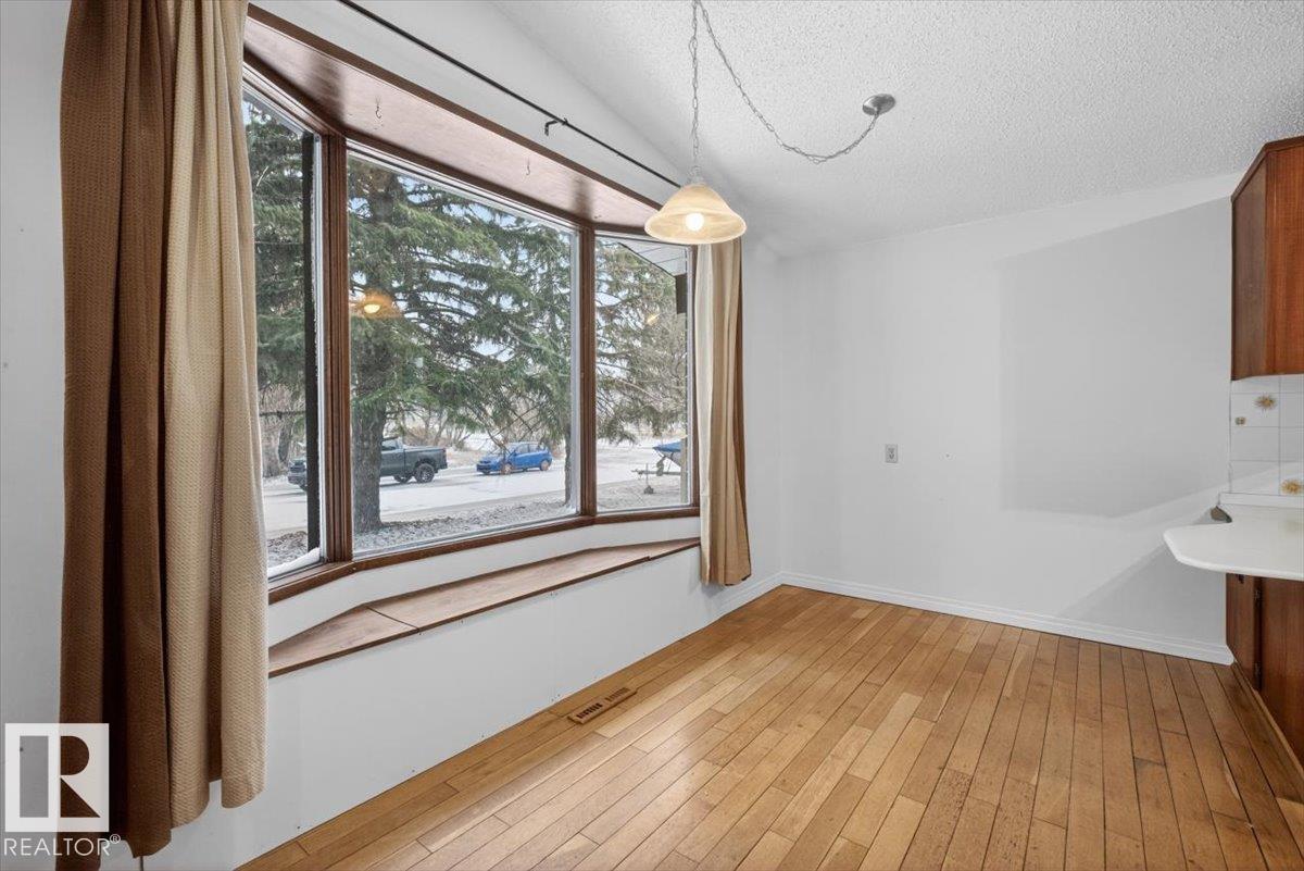 6018 105A ST NW, Edmonton