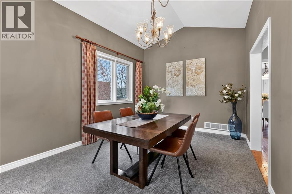 119 DORCHESTER Drive - 11