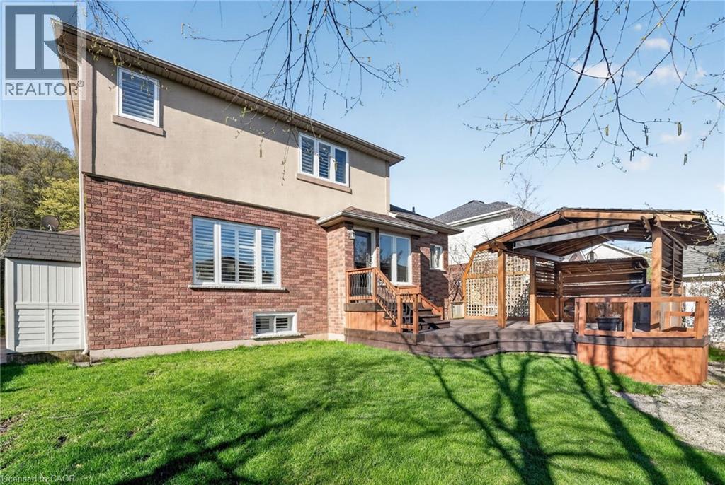 119 DORCHESTER Drive - 38