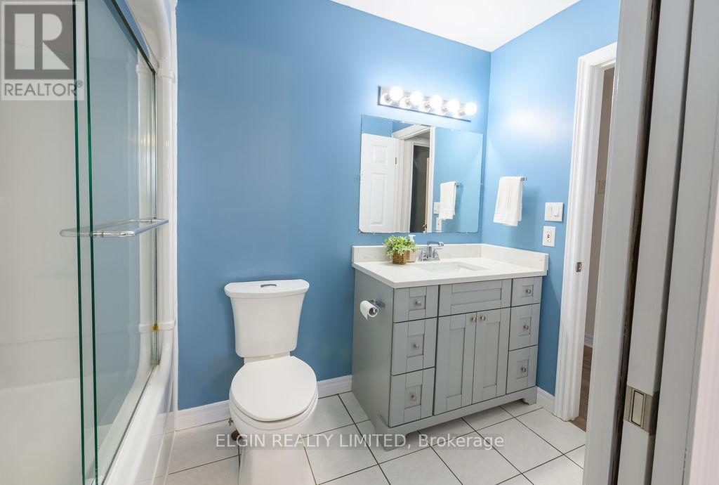 599 WELLINGTON STREET — photo 12