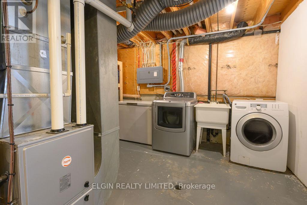 599 WELLINGTON STREET — photo 20