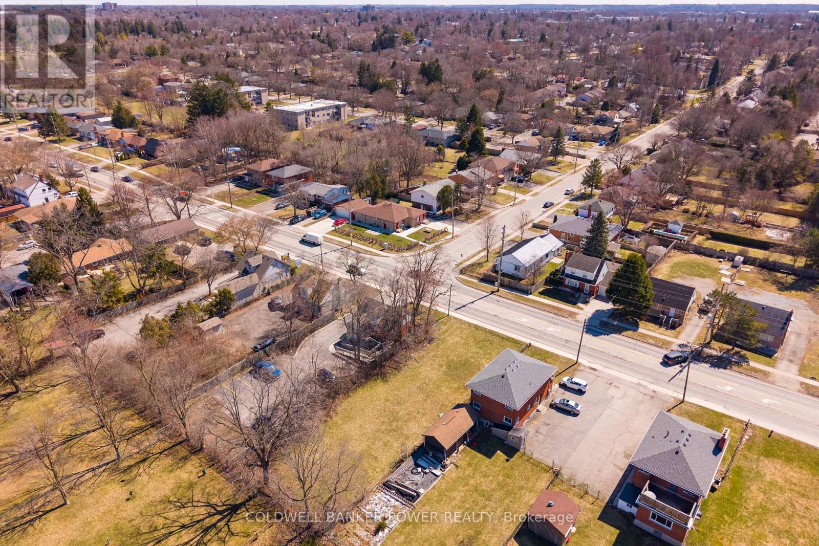 656 HURON STREET — photo 13