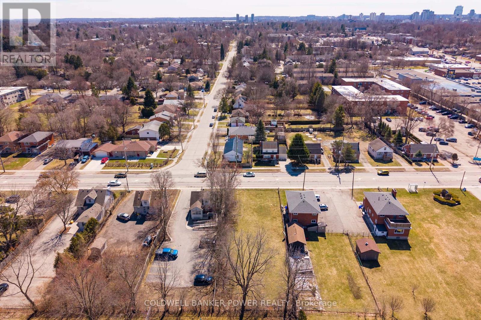 656 HURON STREET — photo 14