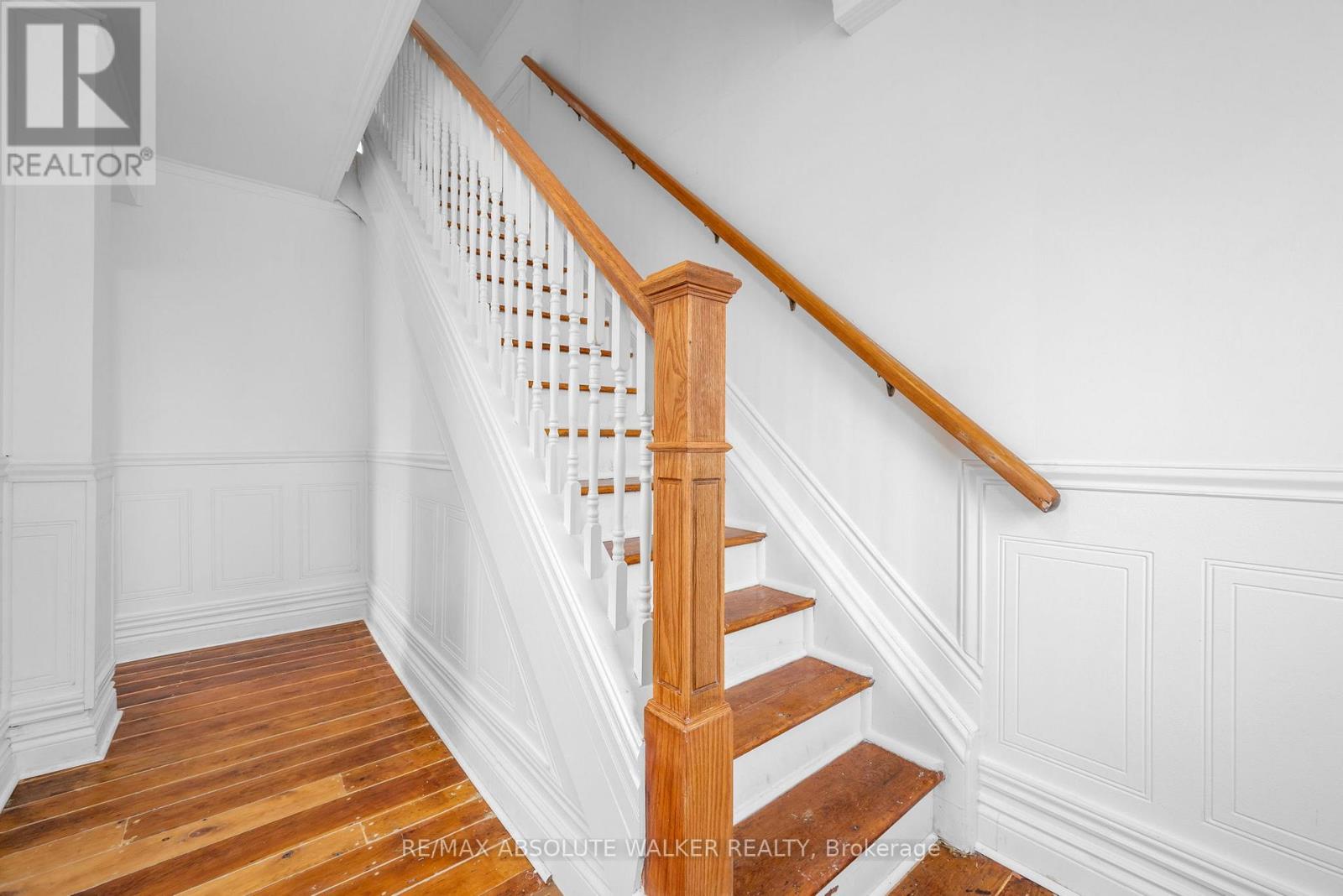 297 PARK STREET E - 10