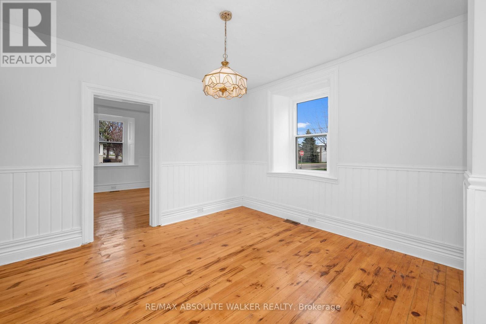 297 PARK STREET E - 20