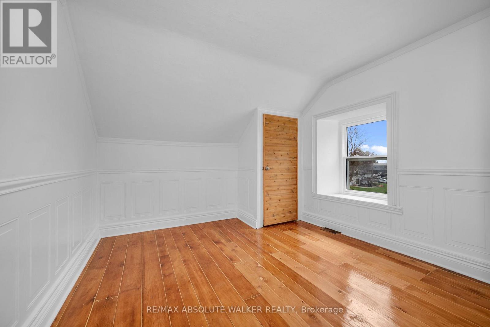 297 PARK STREET E - 30
