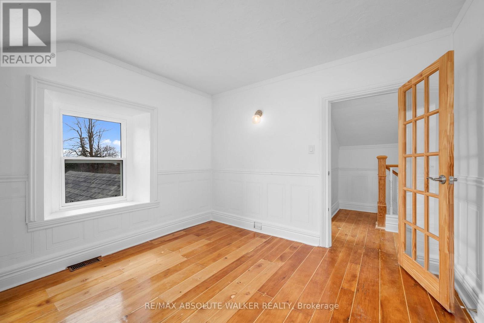 297 PARK STREET E - 31