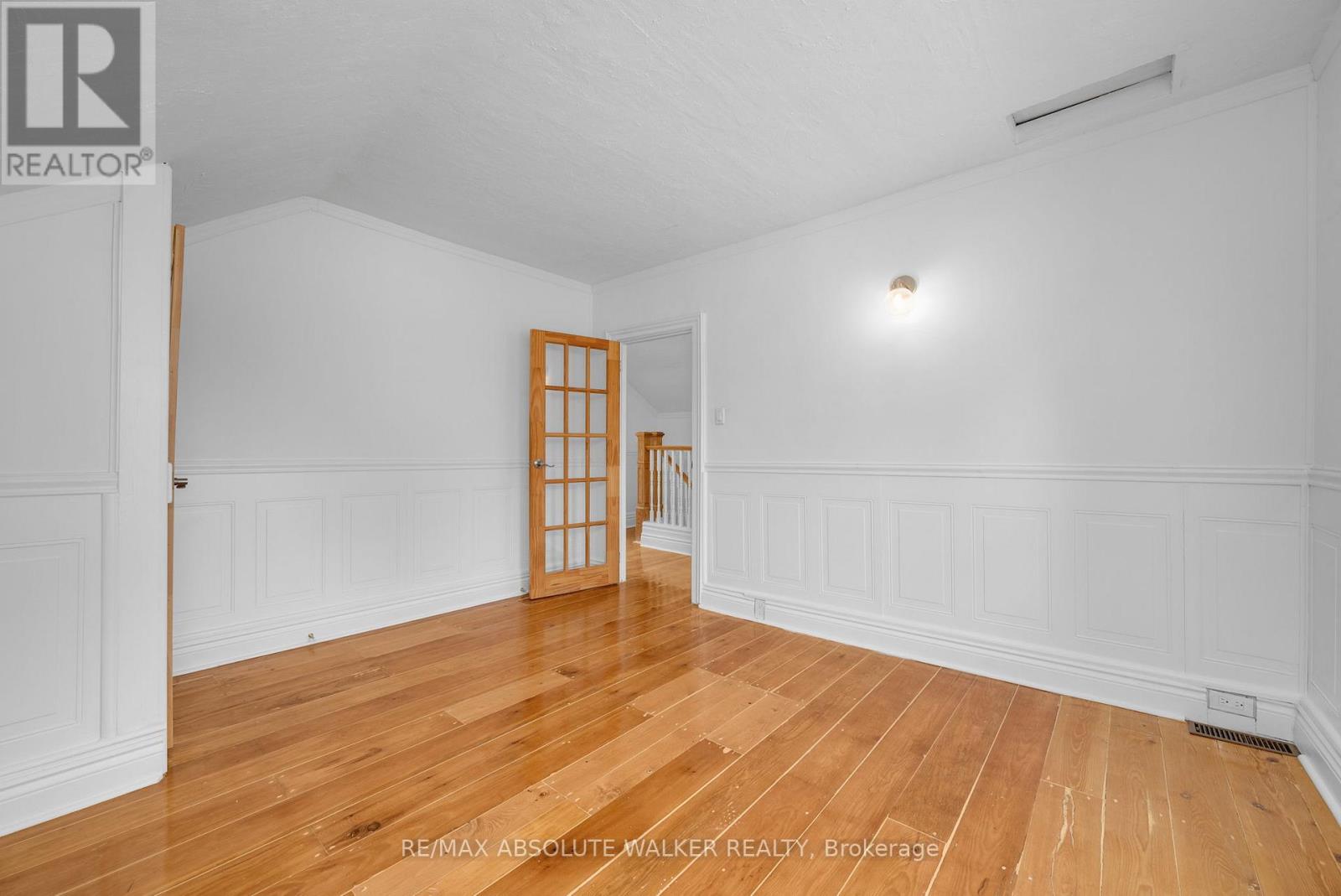 297 PARK STREET E - 32