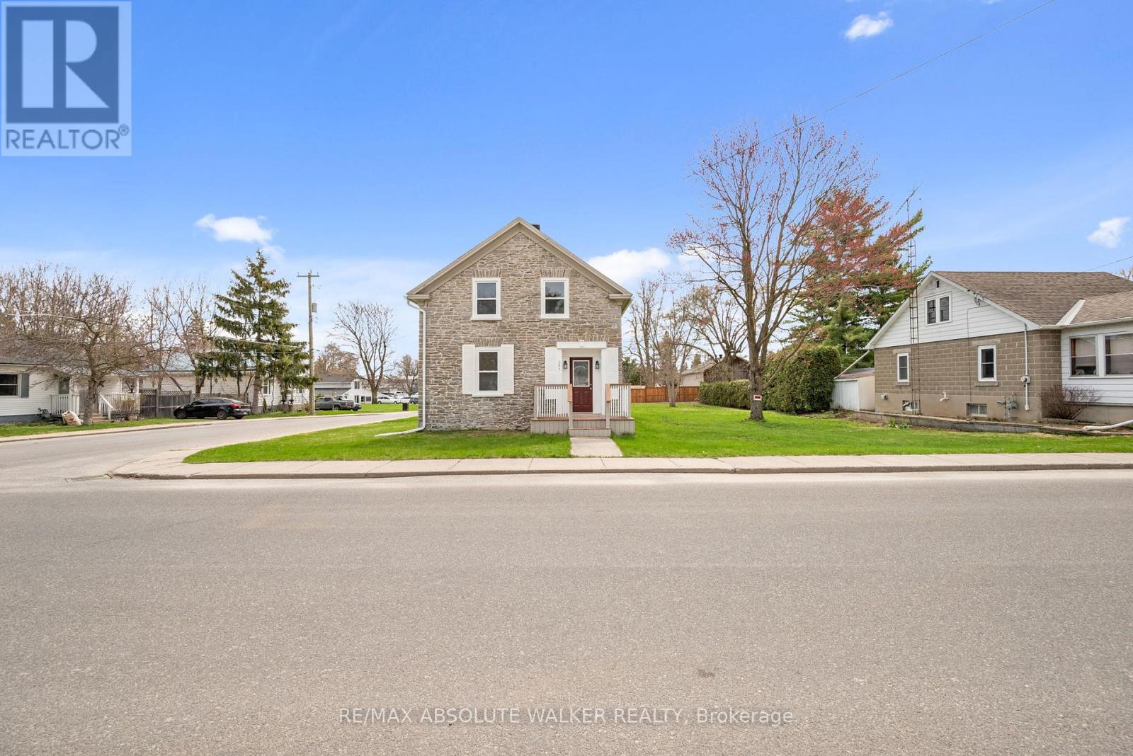 297 PARK STREET E - 6