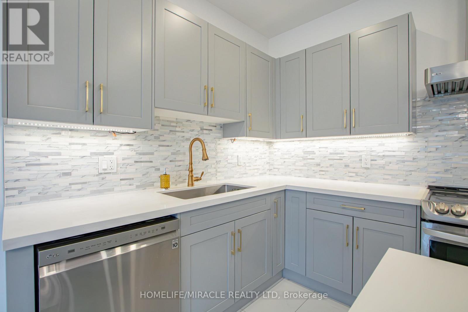 1464 MEDWAY PARK DRIVE — photo 16