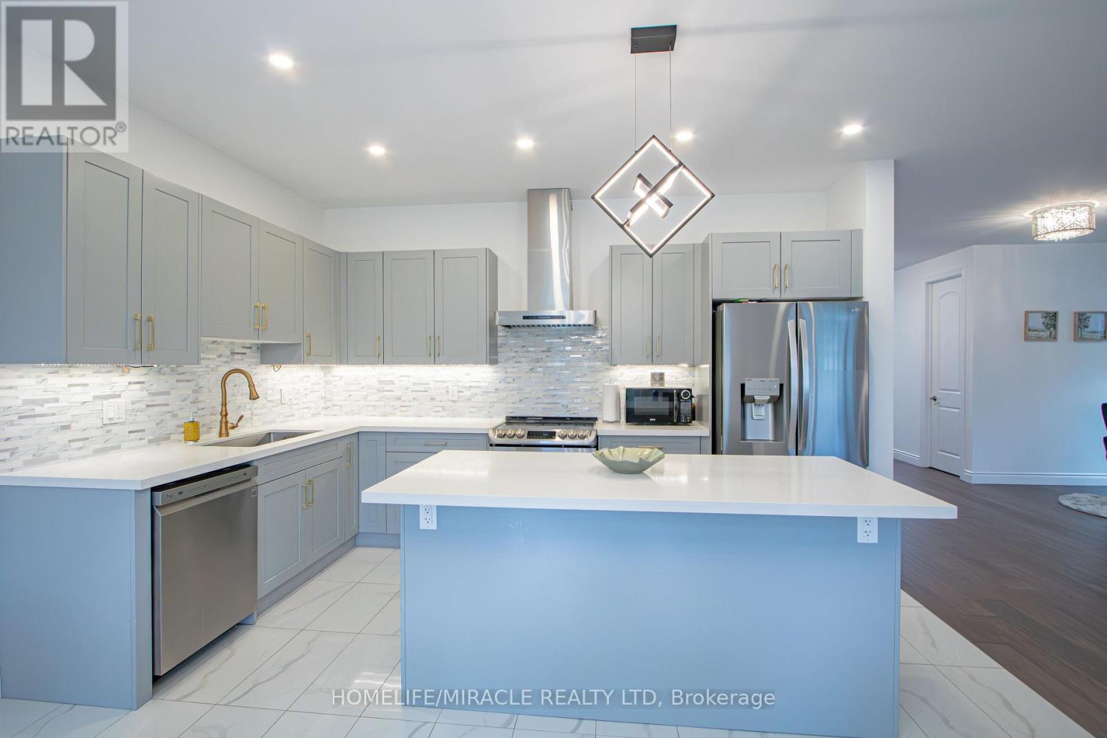 1464 MEDWAY PARK DRIVE — photo 17