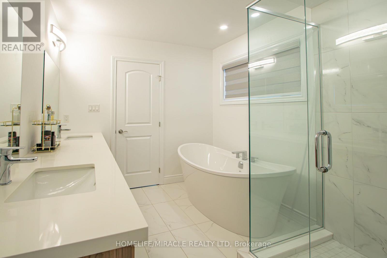 1464 MEDWAY PARK DRIVE — photo 35