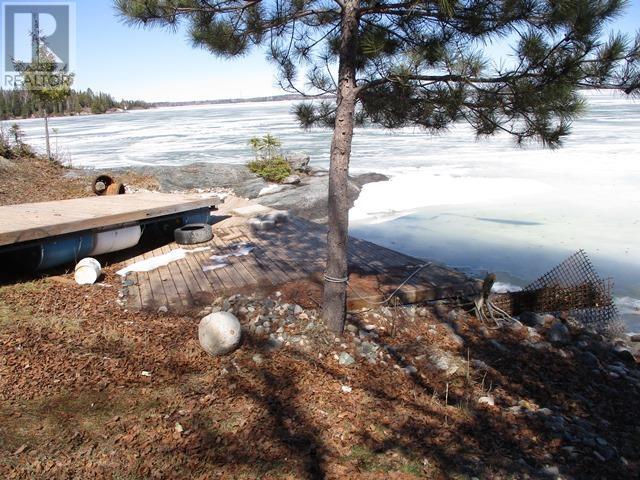 849 McIntyre DR — photo 25