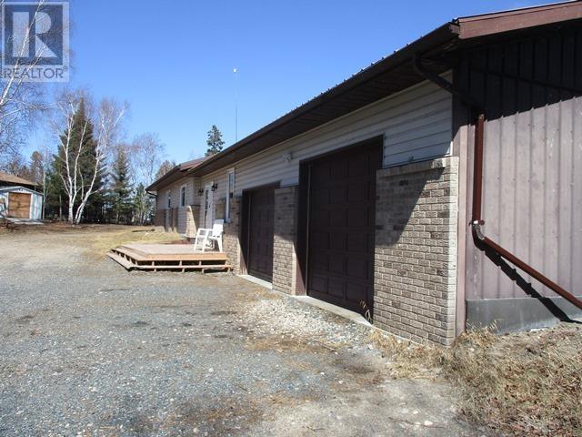 849 McIntyre DR — photo 31