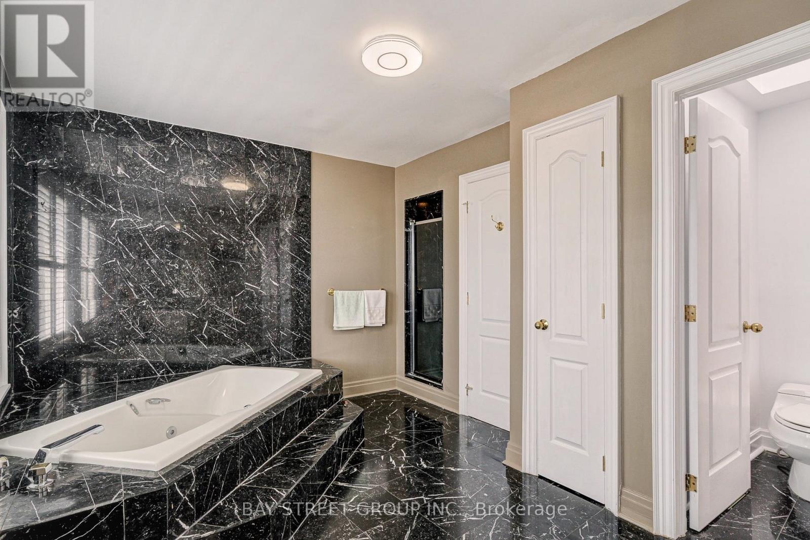 529 DAVENPORT ROAD - 20