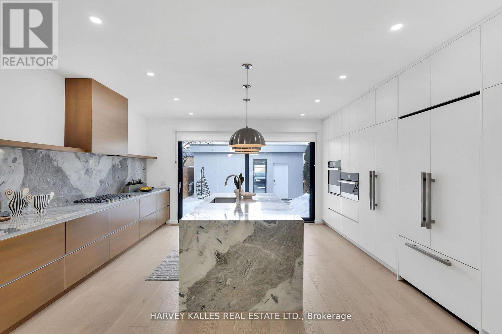 223 WYCHWOOD AVENUE - 12