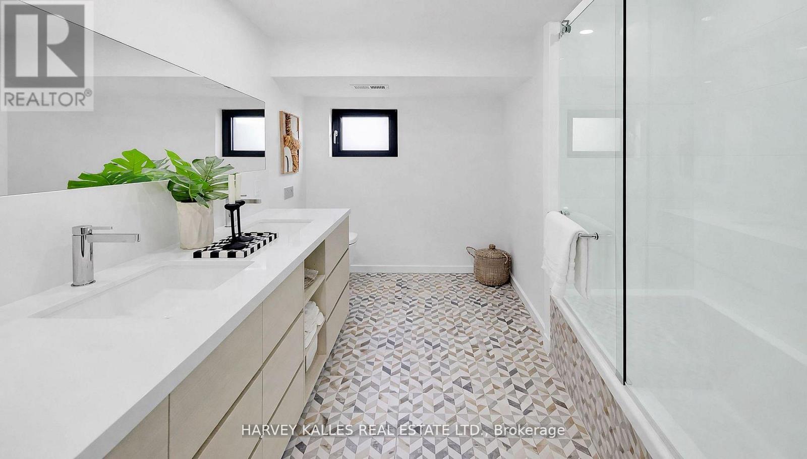 223 WYCHWOOD AVENUE - 23