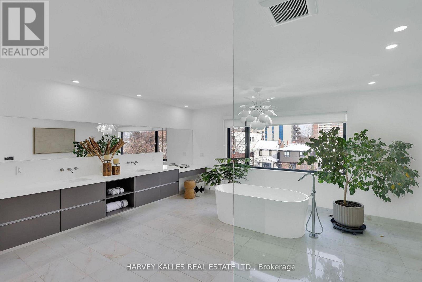 223 WYCHWOOD AVENUE - 30