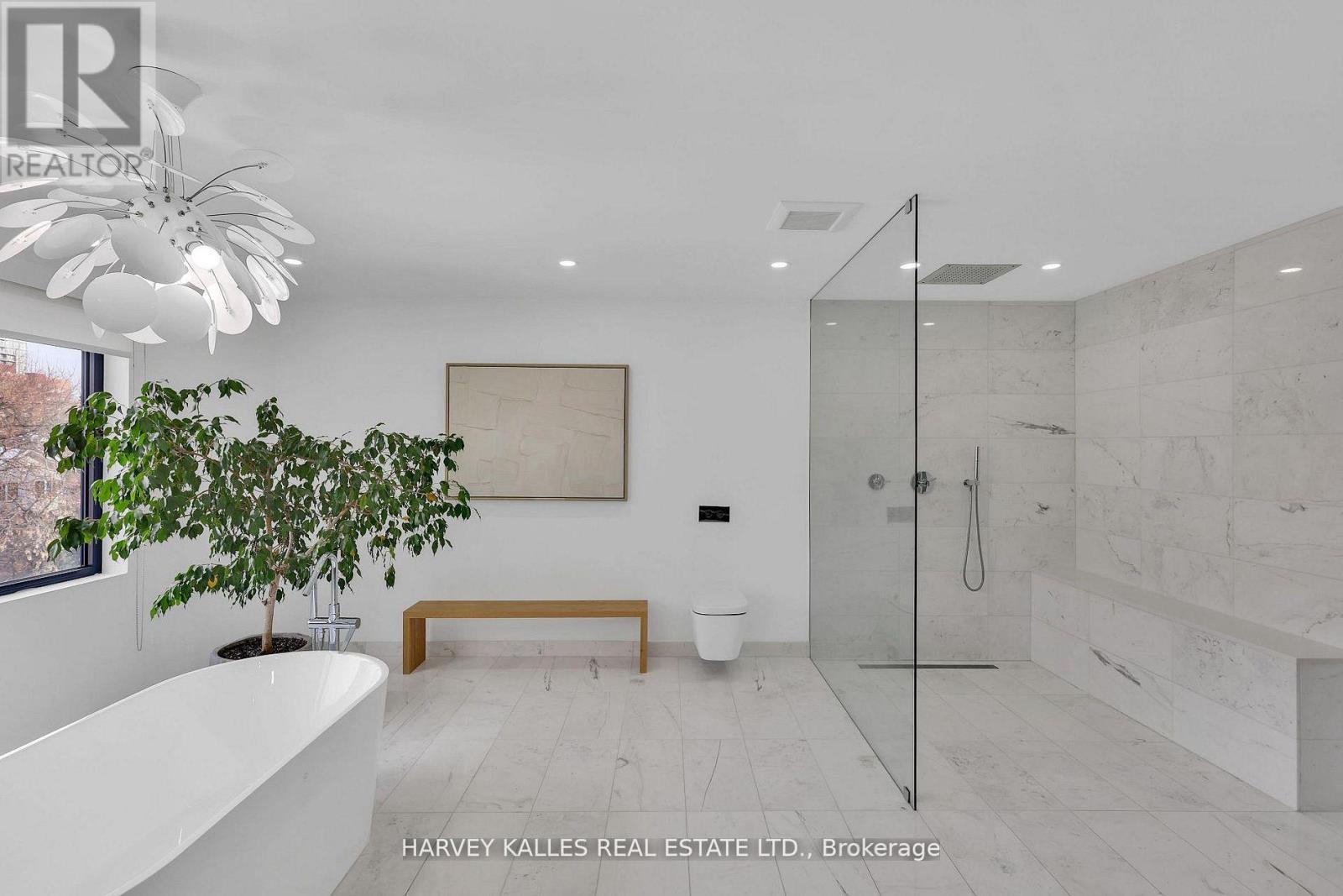 223 WYCHWOOD AVENUE - 31