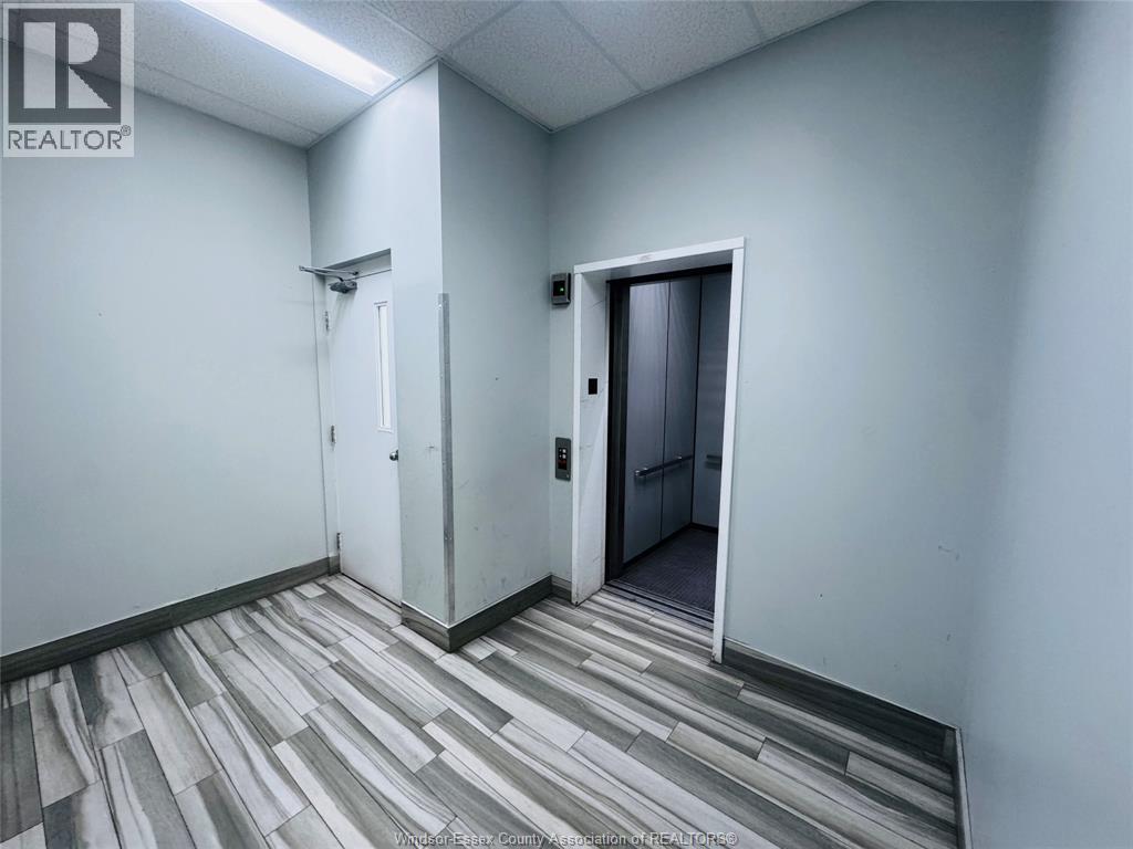 275 WYANDOTTE STREET West Unit# 305, Windsor, Ontario, N9A5X1 — Photo 6