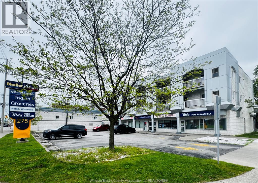 275 WYANDOTTE STREET West Unit# 305, Windsor, Ontario, N9A5X1 — Photo 3