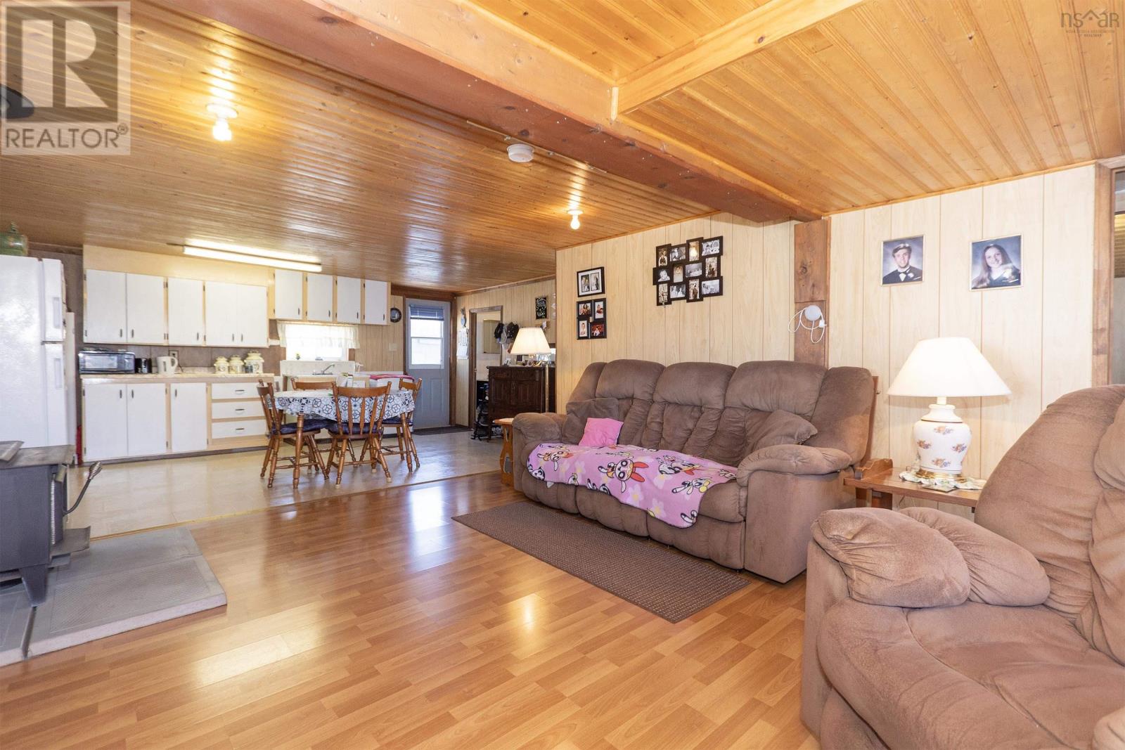 110 Jackson Point Road — photo 13