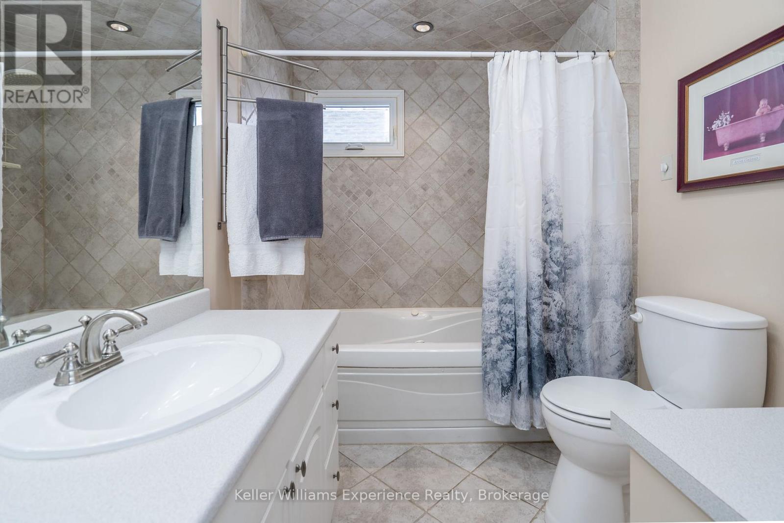 201 BAYFIELD AVENUE - 20
