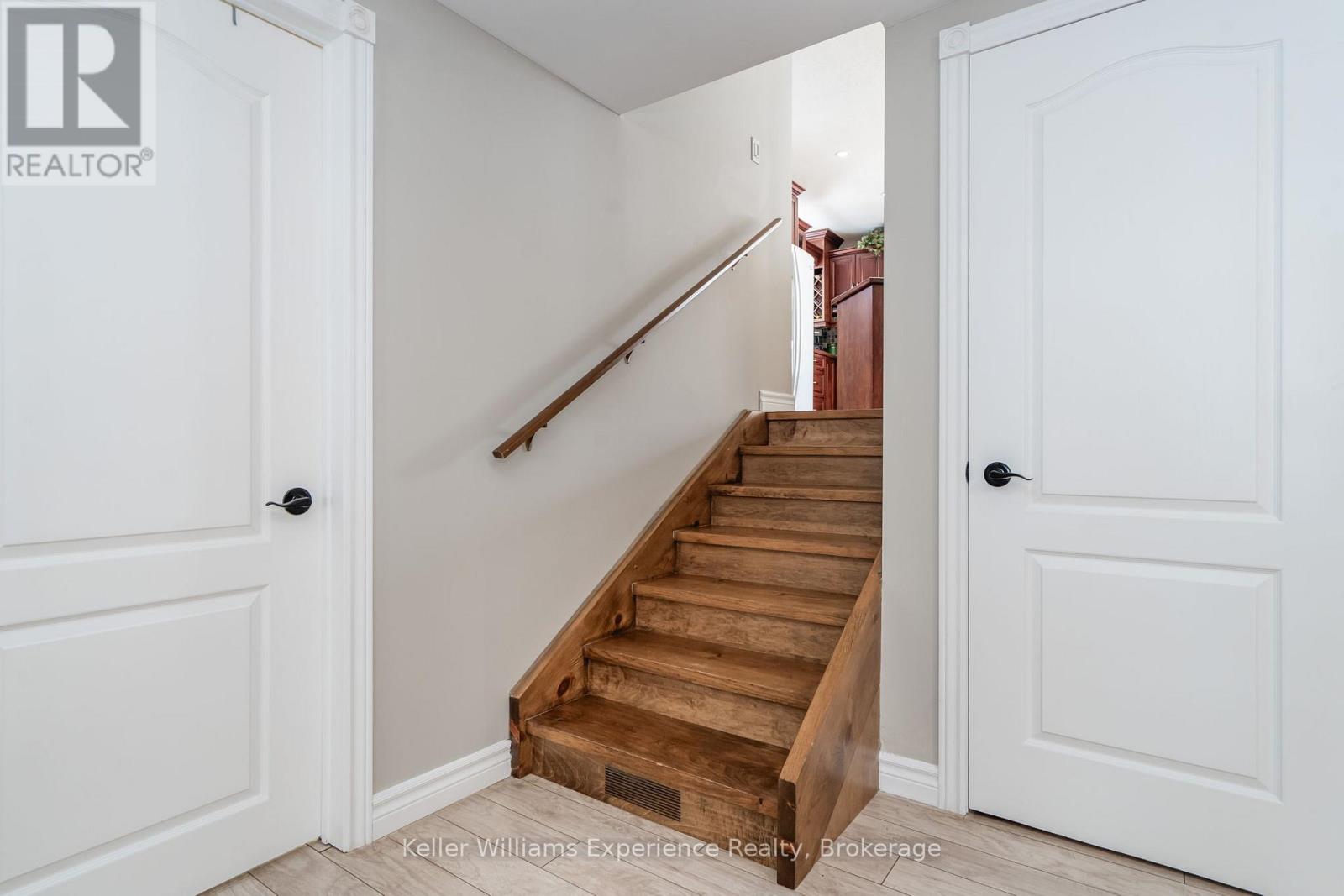 201 BAYFIELD AVENUE - 22
